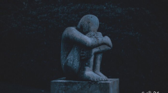 इन 5 नकारात्मक विचारों को अभी त्याग दीजिये, नहीं तो बाद में पड़ेगा पछताना! negative thoughts that can spoil your mental health