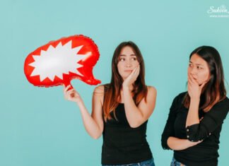 मेंटल हेल्थ पर बातचीत शुरू करने के लिए अपनाएं ये 5 टिप्स मेंटल हेल्थ पर बातचीत शुरू करने के लिए ये 5 टिप्स