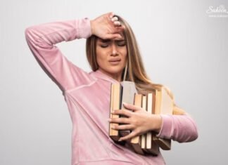 परीक्षाएं हैं करीब? अभी पढ़िए एग्जाम एंग्जायटी से बचने के 5 टिप्स एग्जाम एंग्जायटी से बचने के 5 टिप्स